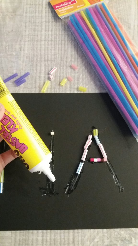 Basteln mit Strohhalmen