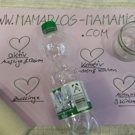 Weihnachtsdeko aus leeren Gläsern, Plastikflaschen und Klorollen