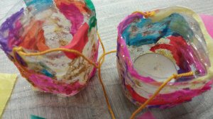 Kerzenhalter aus alten Plastikflaschen