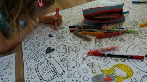 Papiertischdecke zum Ausmalen von Jeka