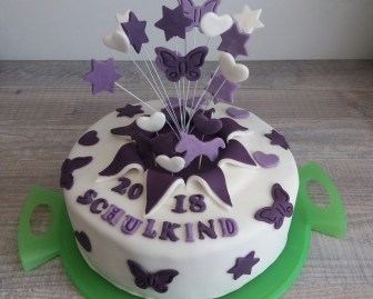 Torte zur Einschulung 2018 mit Cakerella Backboxen