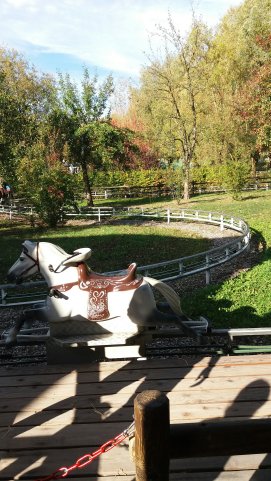 Ravensburger Spieleland Pferdereitbahn