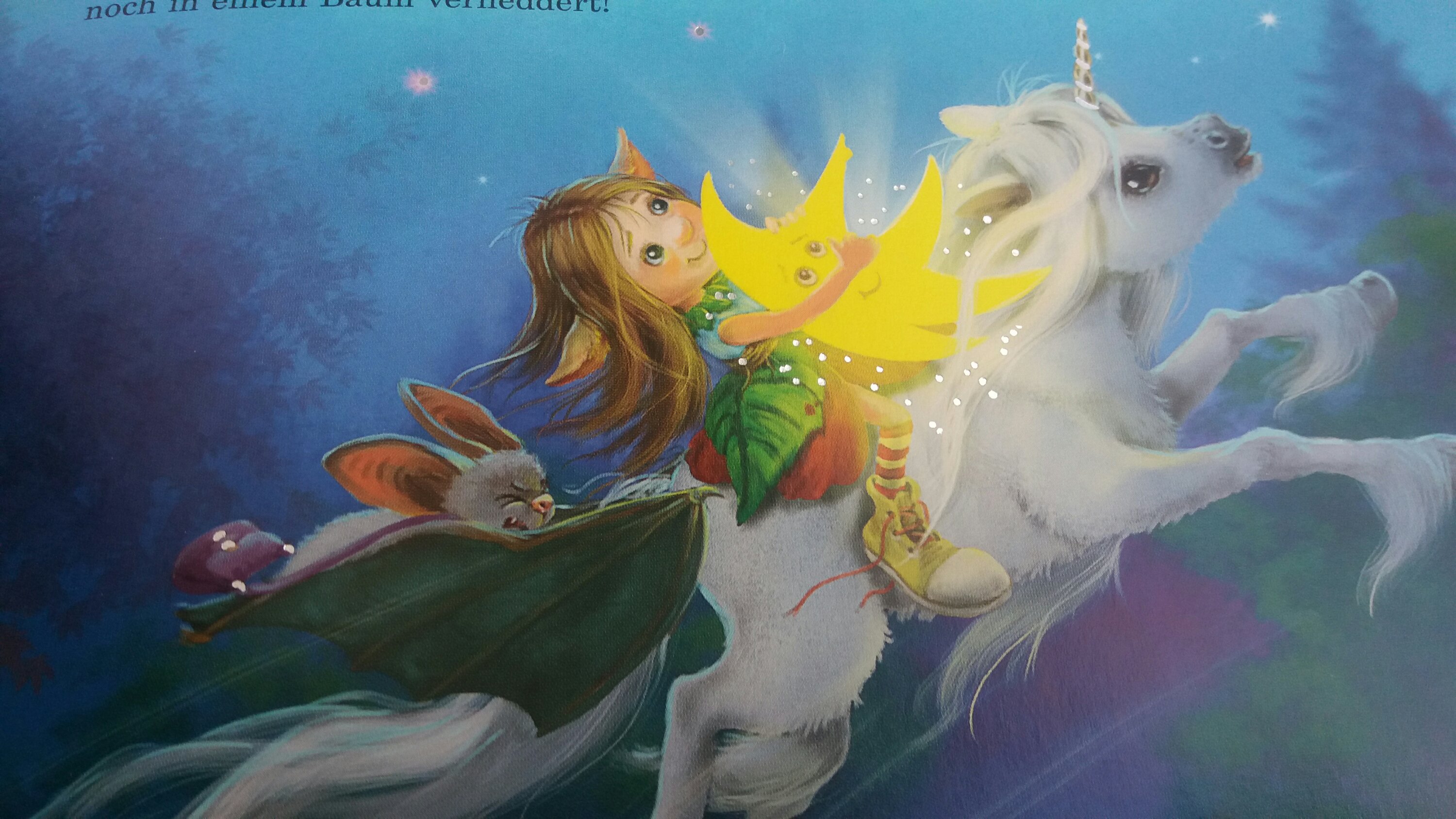 Kleines Einhorn Funkelstern, Arena Verlag