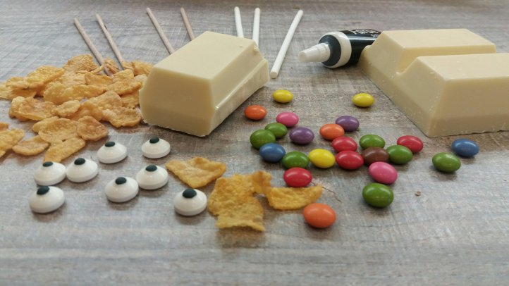 Rentiere aus Cornflakes und Schokolade