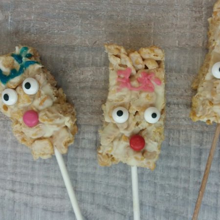 Rentiere aus Schokolade und Cornflakes