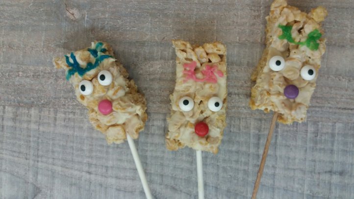 Rentiere aus Schokolade und Cornflakes