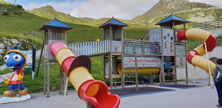 Spielplatz Bergstation Hintertuxer Gletscher Sommerberg 2.100 m