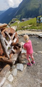 Gletscherflohsafari für Kinder Hintertuxer Gletscher Sommerberg