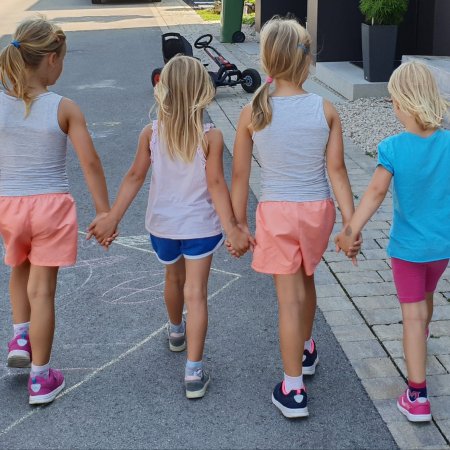 Mamazeit durch mehrere Kinde teilen