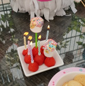 Marshmallow Cake Pops